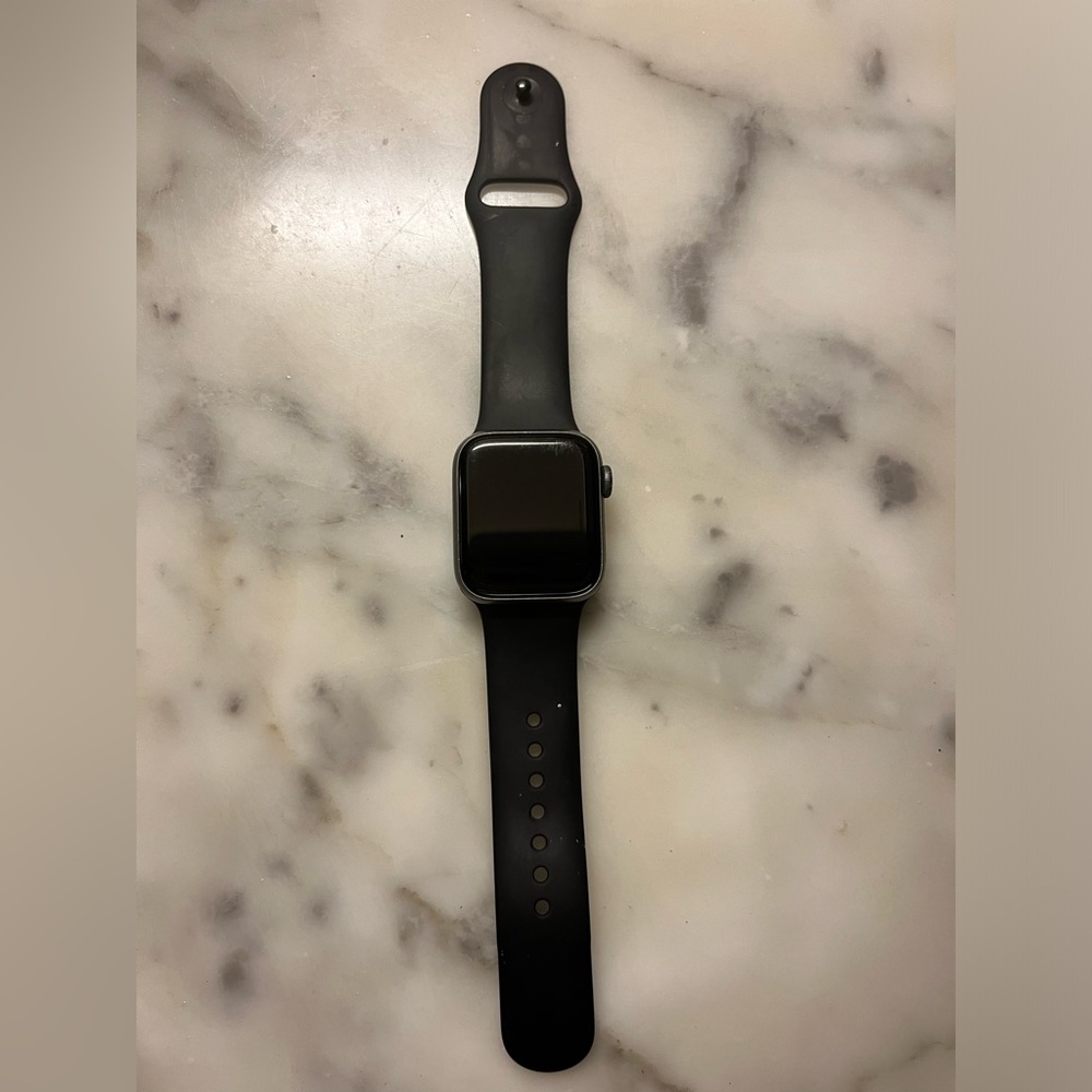 Apple Watch Series 5 GPS and Cellular Space Gray